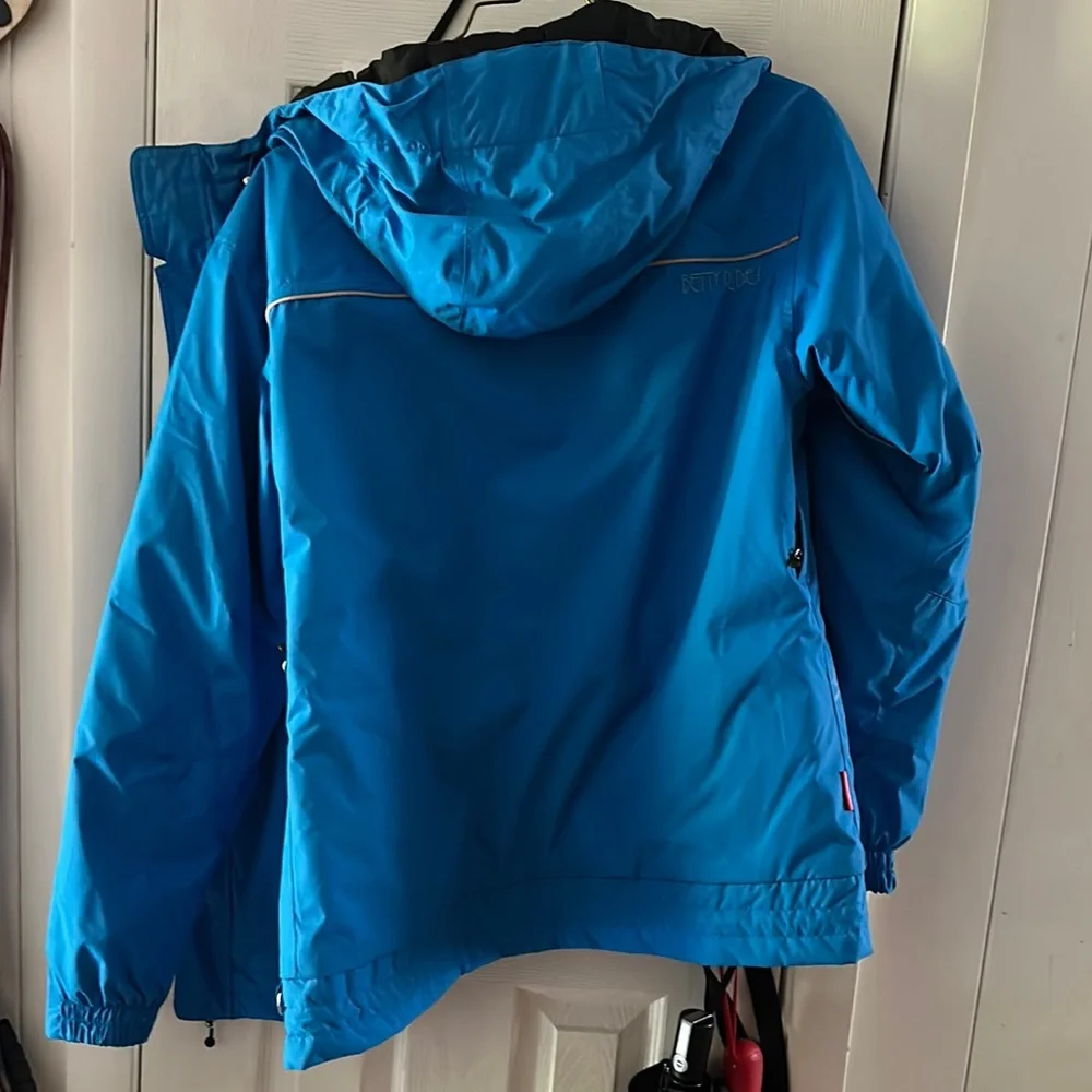 Betty Rides Blue Jacket - Picture 3 of 3